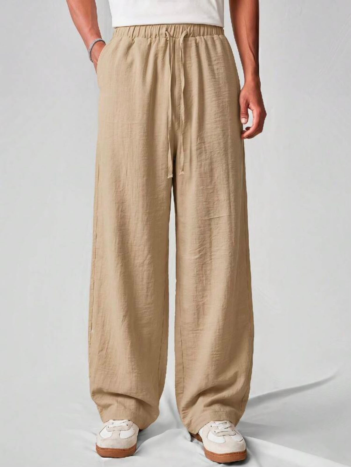 The Classic Linen Trouser